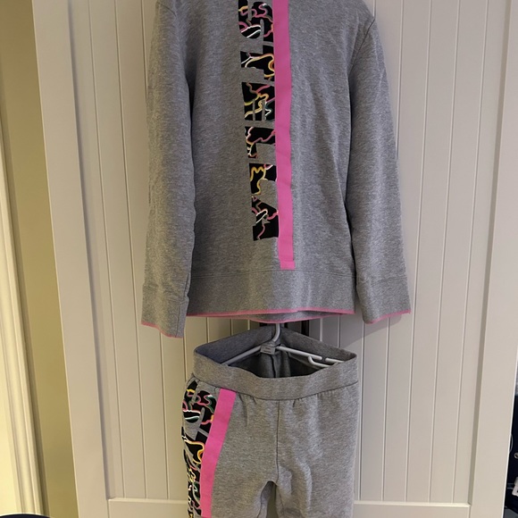 Stella McCartney Girls Tracksuit - Picture 2 of 9